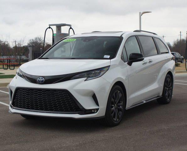 2025 Toyota Sienna XSE