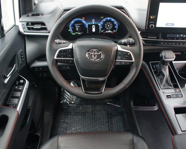 2025 Toyota Sienna XSE