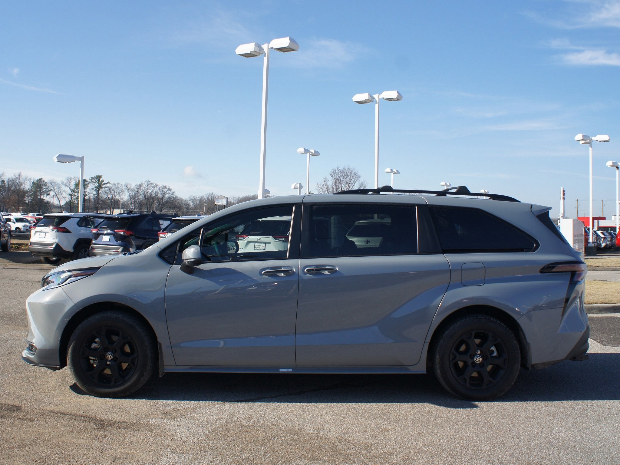 2025 Toyota Sienna Woodland Edition