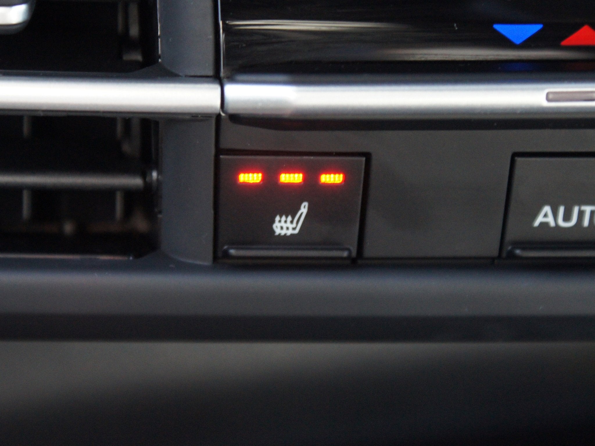 2025 Toyota Sienna Woodland Edition