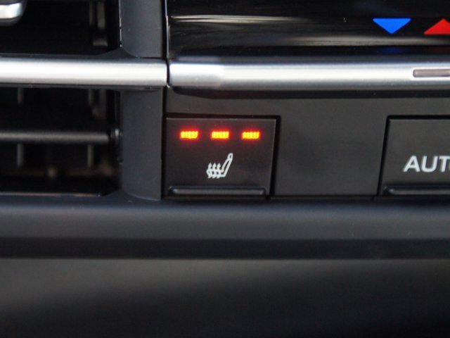 2025 Toyota Sienna Woodland Edition