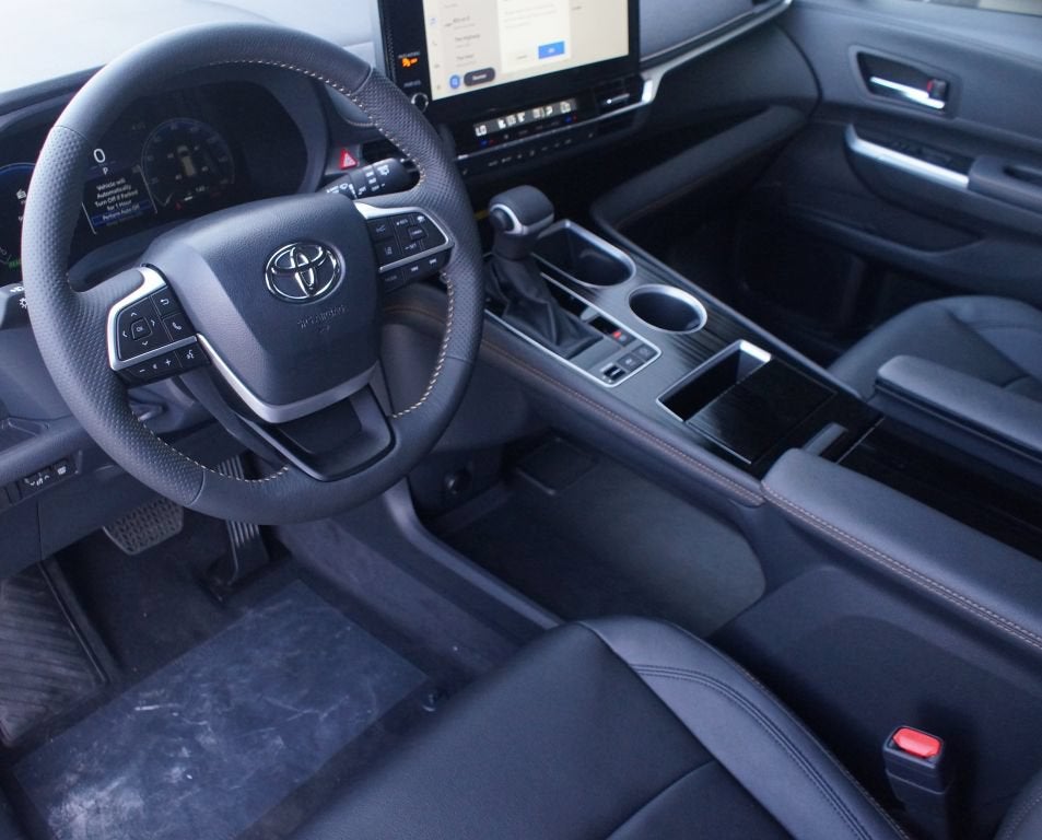 2026 Toyota Sienna Base