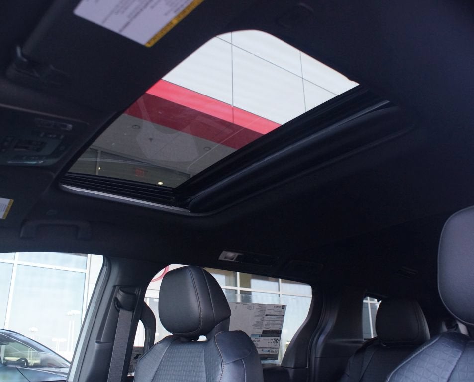 2026 Toyota Sienna Base