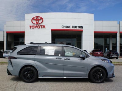 2026 Toyota Sienna Woodland Edition