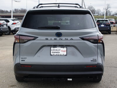 2023 Toyota Sienna Woodland Edition