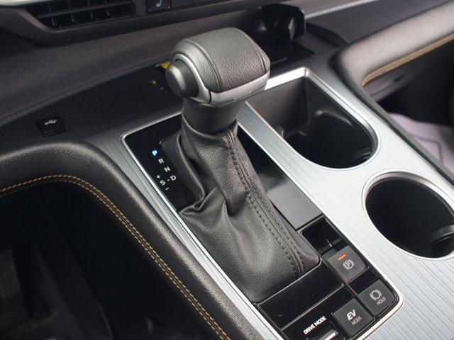 2023 Toyota Sienna Woodland Edition