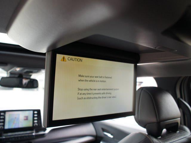 2023 Toyota Sienna Woodland Edition