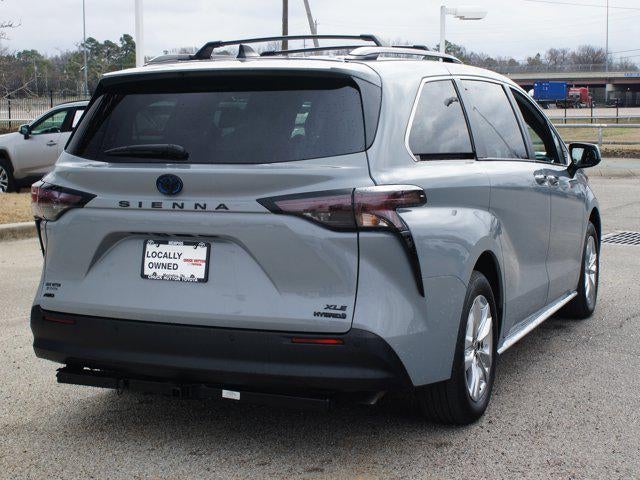 2023 Toyota Sienna Woodland Edition
