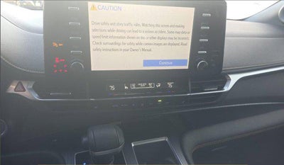 2023 Toyota Sienna Woodland Edition