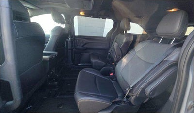2023 Toyota Sienna Woodland Edition