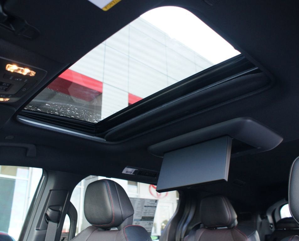 2025 Toyota Sienna XSE