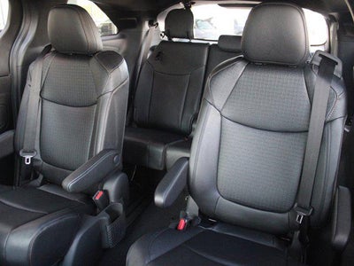 2026 Toyota Sienna Woodland Edition