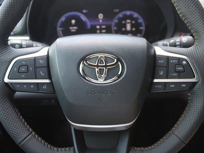 2025 Toyota Sienna Woodland Edition