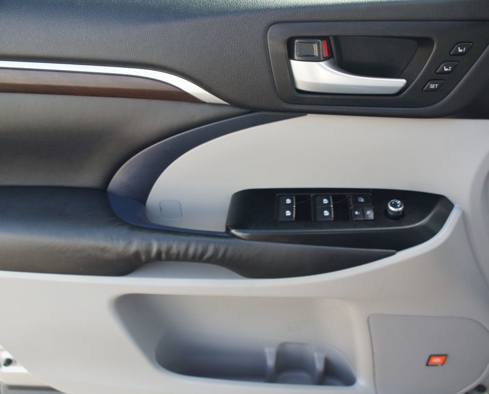 2015 Toyota Highlander Limited