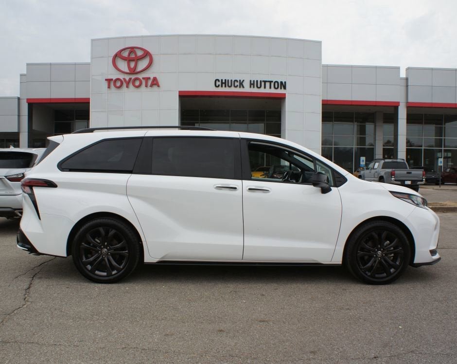 2025 Toyota Sienna XSE