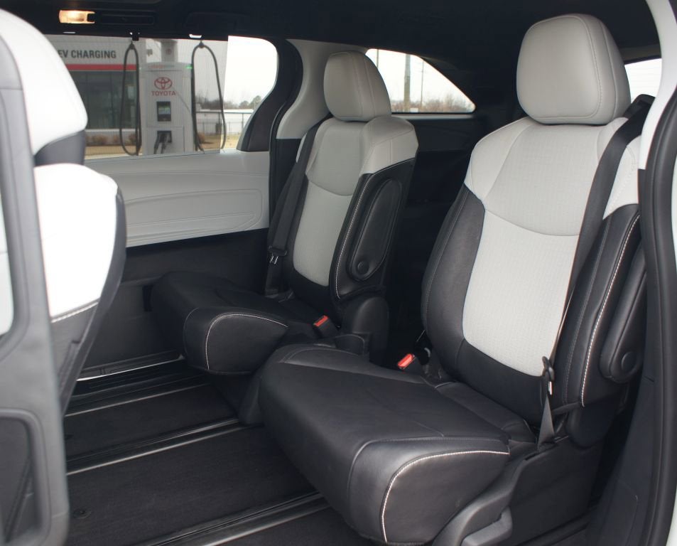 2025 Toyota Sienna XSE