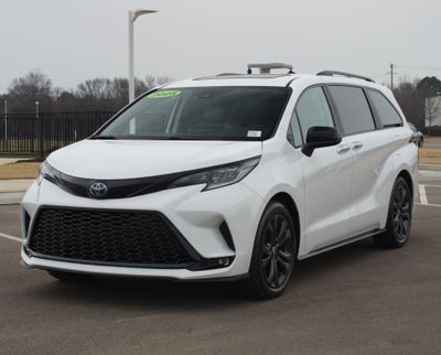 2025 Toyota Sienna XSE