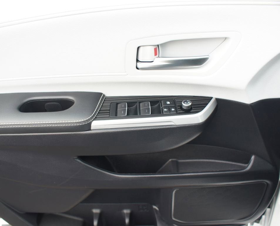 2025 Toyota Sienna XSE