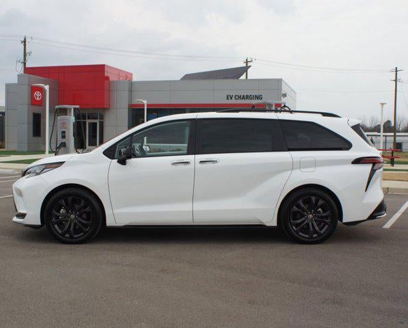2025 Toyota Sienna XSE