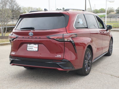 2022 Toyota Sienna XSE