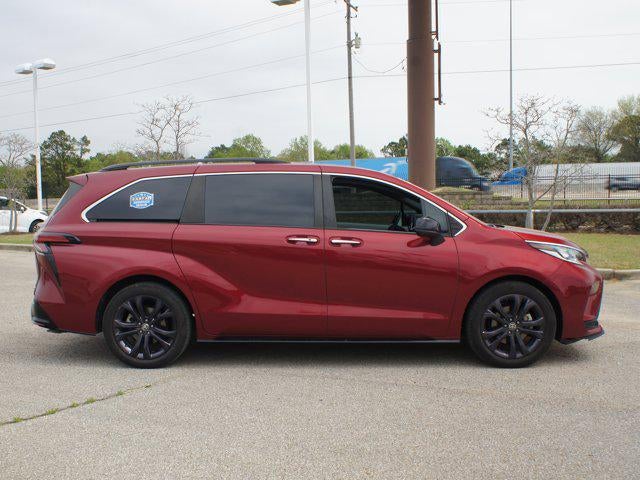 2022 Toyota Sienna XSE