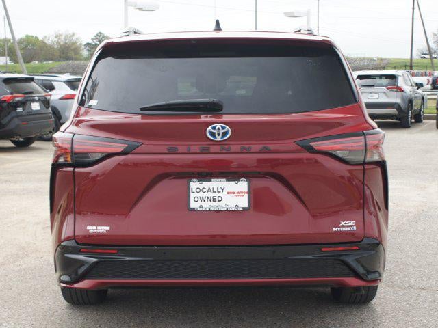 2022 Toyota Sienna XSE
