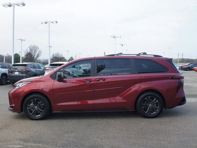 2025 Toyota Sienna XSE