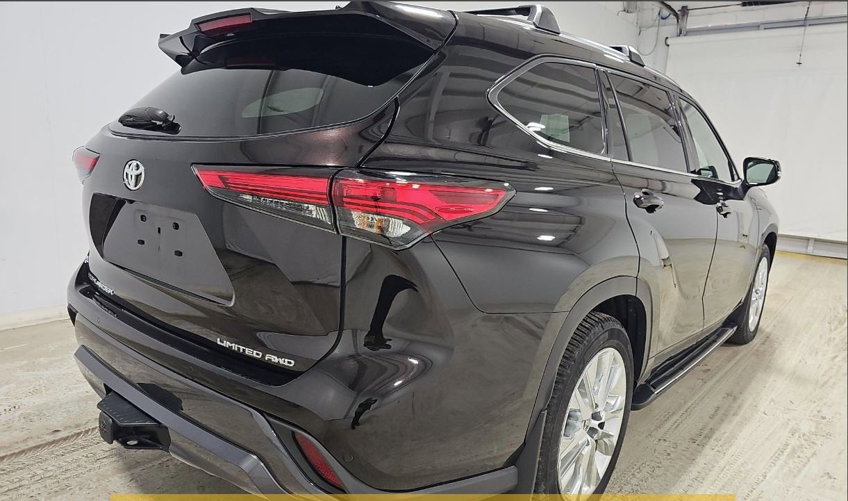 2022 Toyota Highlander Limited
