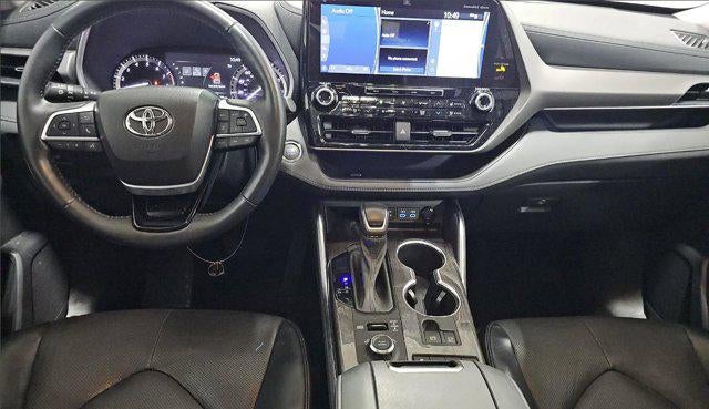 2022 Toyota Highlander Limited