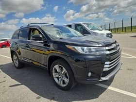 2017 Toyota Highlander Limited