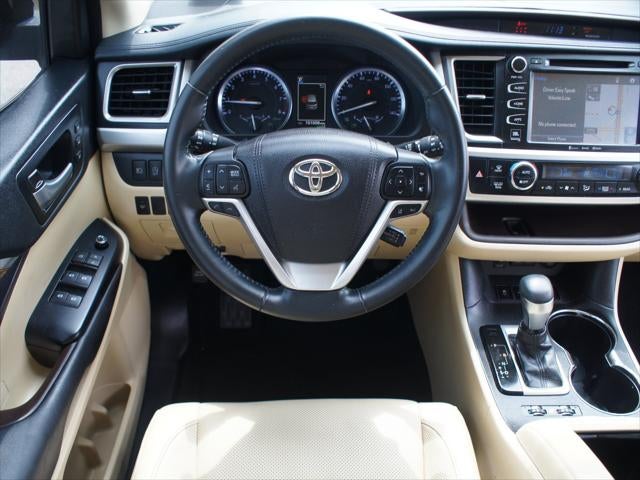 2017 Toyota Highlander Limited