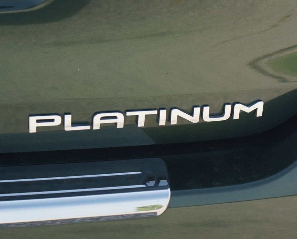 2024 Toyota Highlander Hybrid Platinum