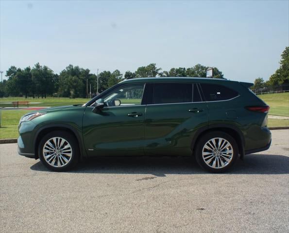 2024 Toyota Highlander Hybrid Platinum
