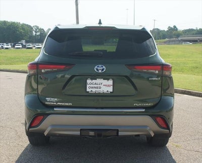 2024 Toyota Highlander Hybrid Platinum