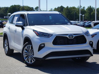2026 Toyota Highlander Hybrid Platinum