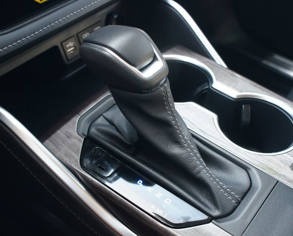 2024 Toyota Highlander Hybrid Platinum