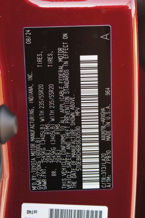 2024 Toyota Highlander Hybrid Platinum