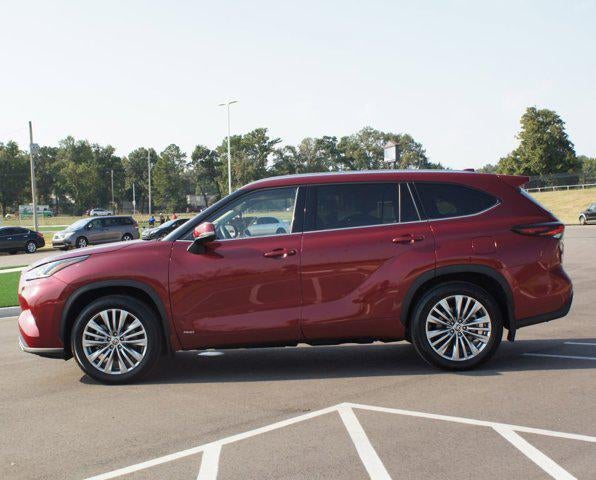 2024 Toyota Highlander Hybrid Platinum