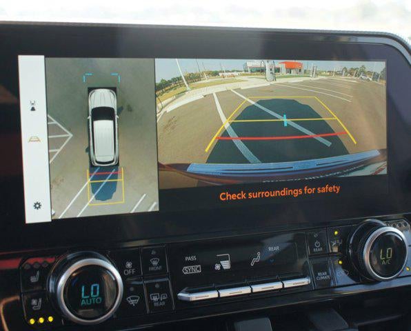 2024 Toyota Highlander Hybrid Platinum