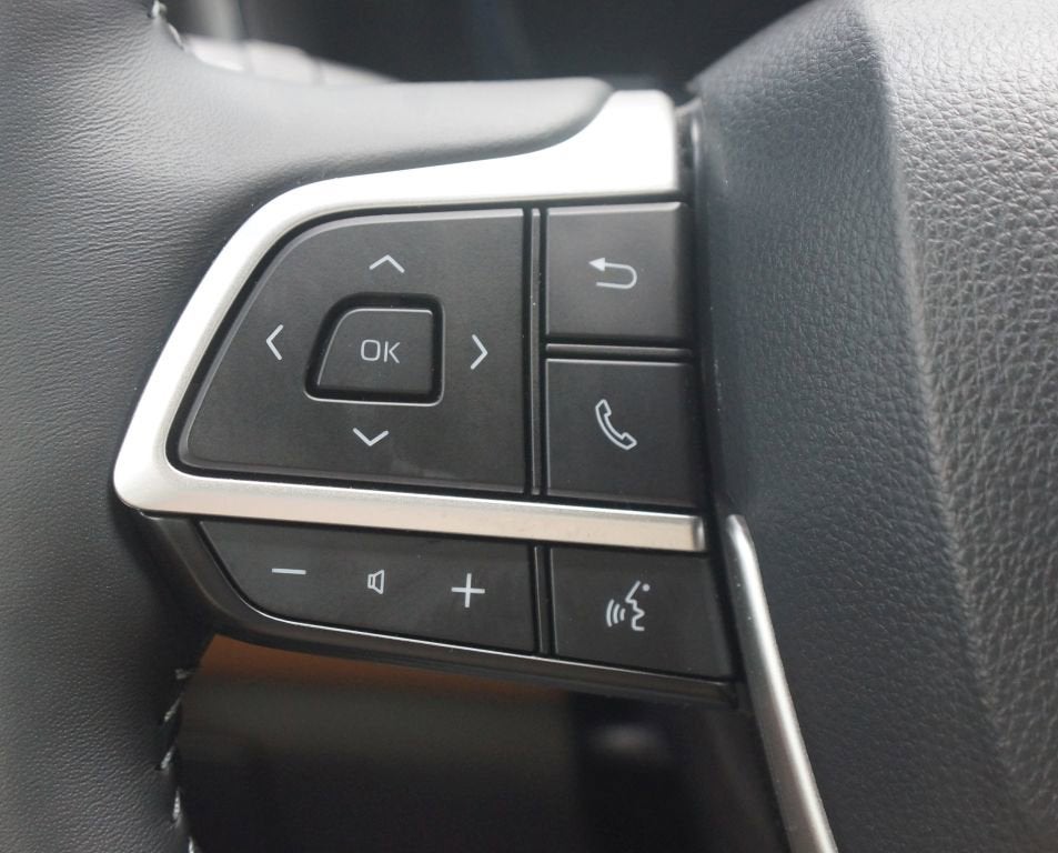2025 Toyota Highlander Hybrid Platinum