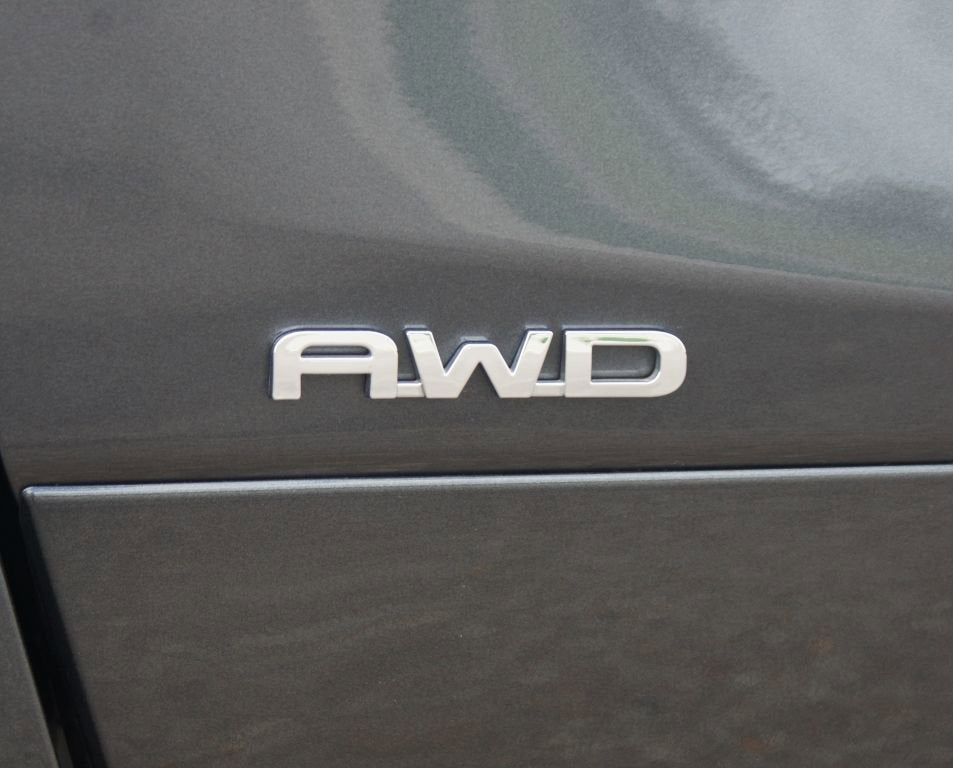2025 Toyota Highlander Hybrid Platinum