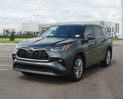 2025 Toyota Highlander Hybrid Platinum