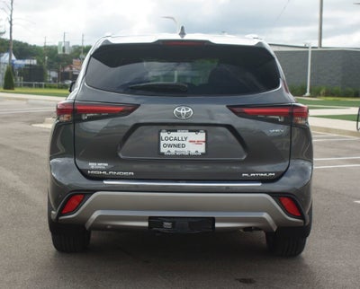 2025 Toyota Highlander Hybrid Platinum