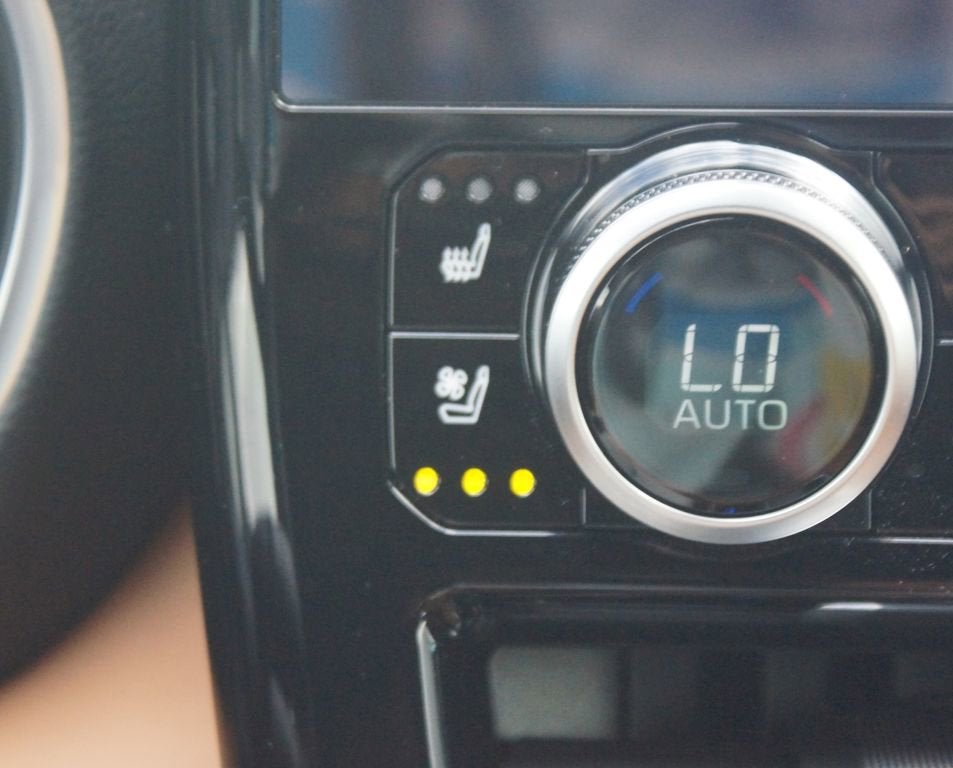 2025 Toyota Highlander Hybrid Platinum