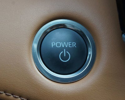 2025 Toyota Highlander Hybrid Platinum