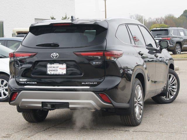 2025 Toyota Highlander Hybrid Platinum