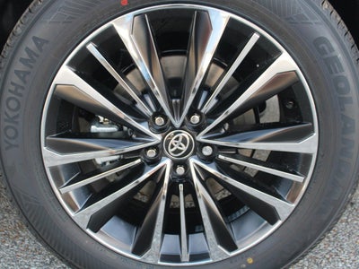 2026 Toyota Highlander Hybrid Platinum