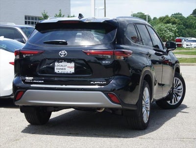 2026 Toyota Highlander Hybrid Platinum