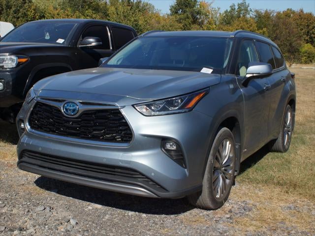 2024 Toyota Highlander Hybrid Platinum