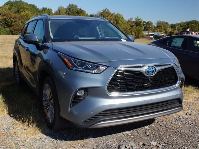 2024 Toyota Highlander Hybrid Platinum